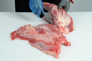Shoulder Brisket Pavé Meat Cut Spec Step 4